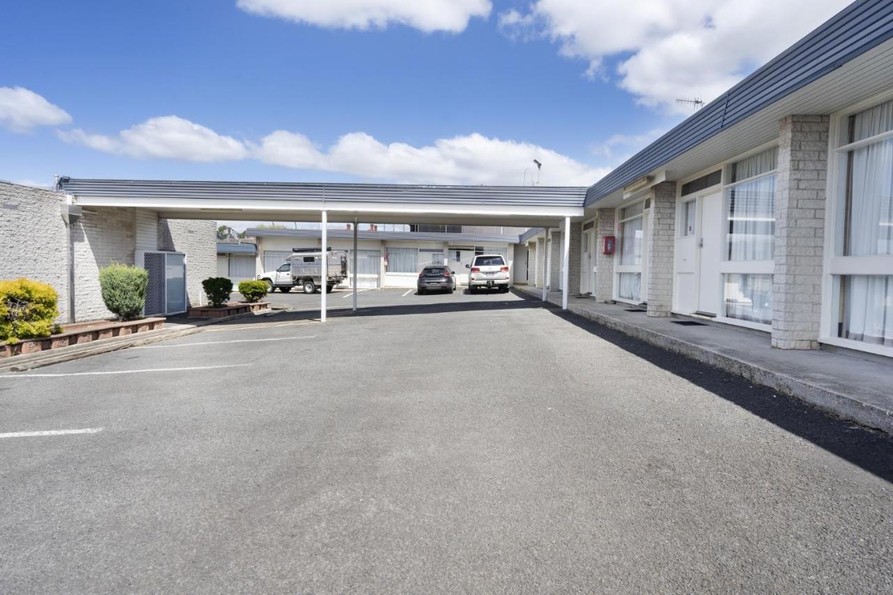 Top Of The Town Hotel Motel Burnie Exterior photo